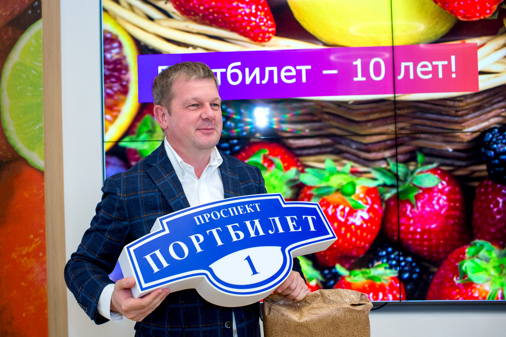 ЯАВВ 10YO-48.jpg
